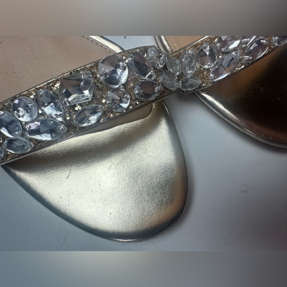 Jewel Badgley Mischka Gold Glittery Faux Jeweled Claudia Block Heeled Sandal 10 - Picture 9 of 16